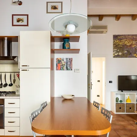 Casa Con Vista Sul Canale By Wonderful Italy * Bologna