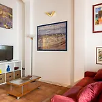 Casa Con Vista Sul Canale By Wonderful Italy *