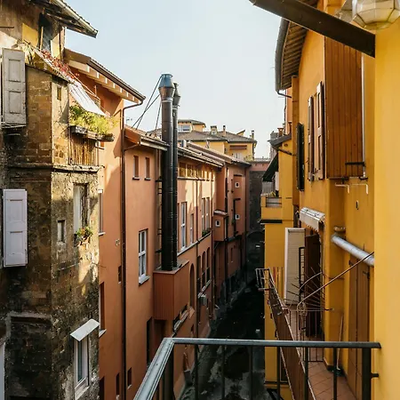 Casa Con Vista Sul Canale By Wonderful Italy Apartment